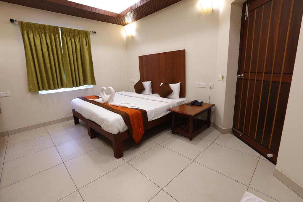 Raj Residency Otel Pondicherry Dış mekan fotoğraf