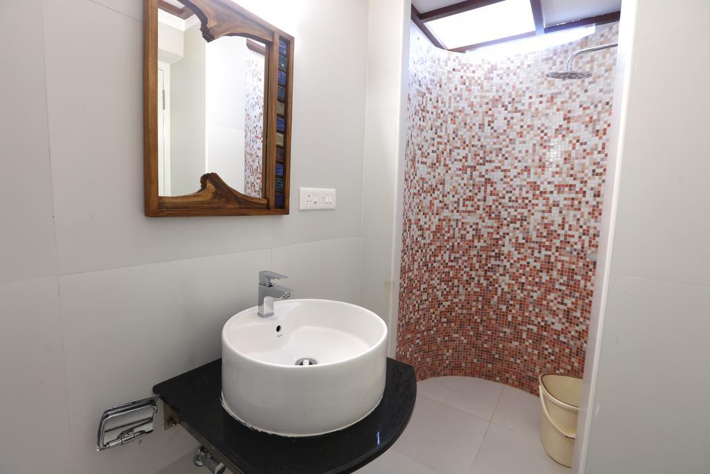 Raj Residency Otel Pondicherry Dış mekan fotoğraf