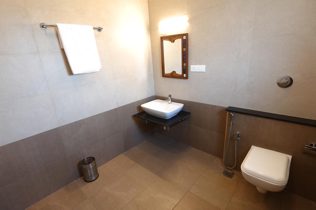 Raj Residency Otel Pondicherry Dış mekan fotoğraf